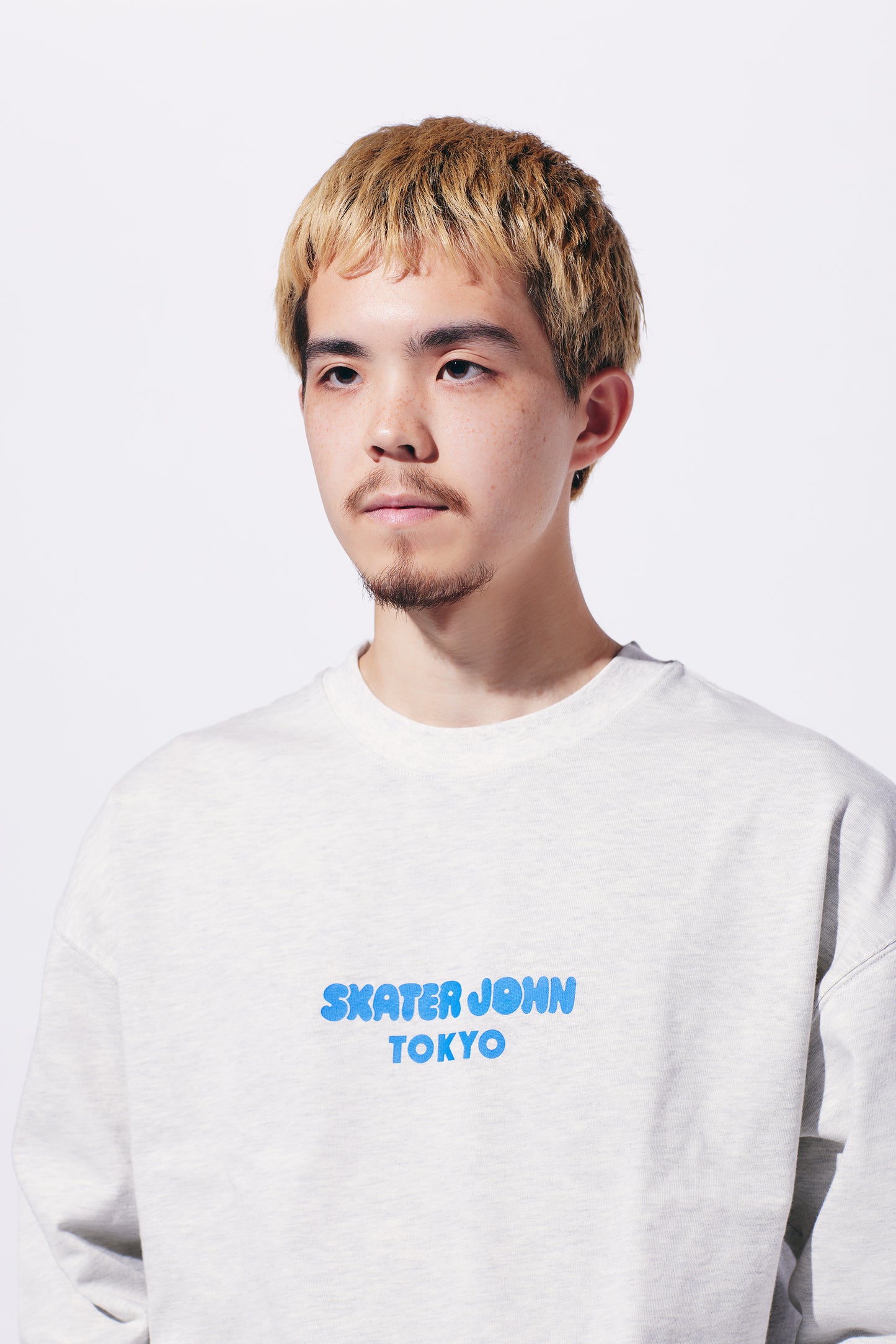 BACK TO THE STREETS Long-sleeved T-shirt 🟦 ⬜️【JOHN by OFFICE SHIBACHAN】